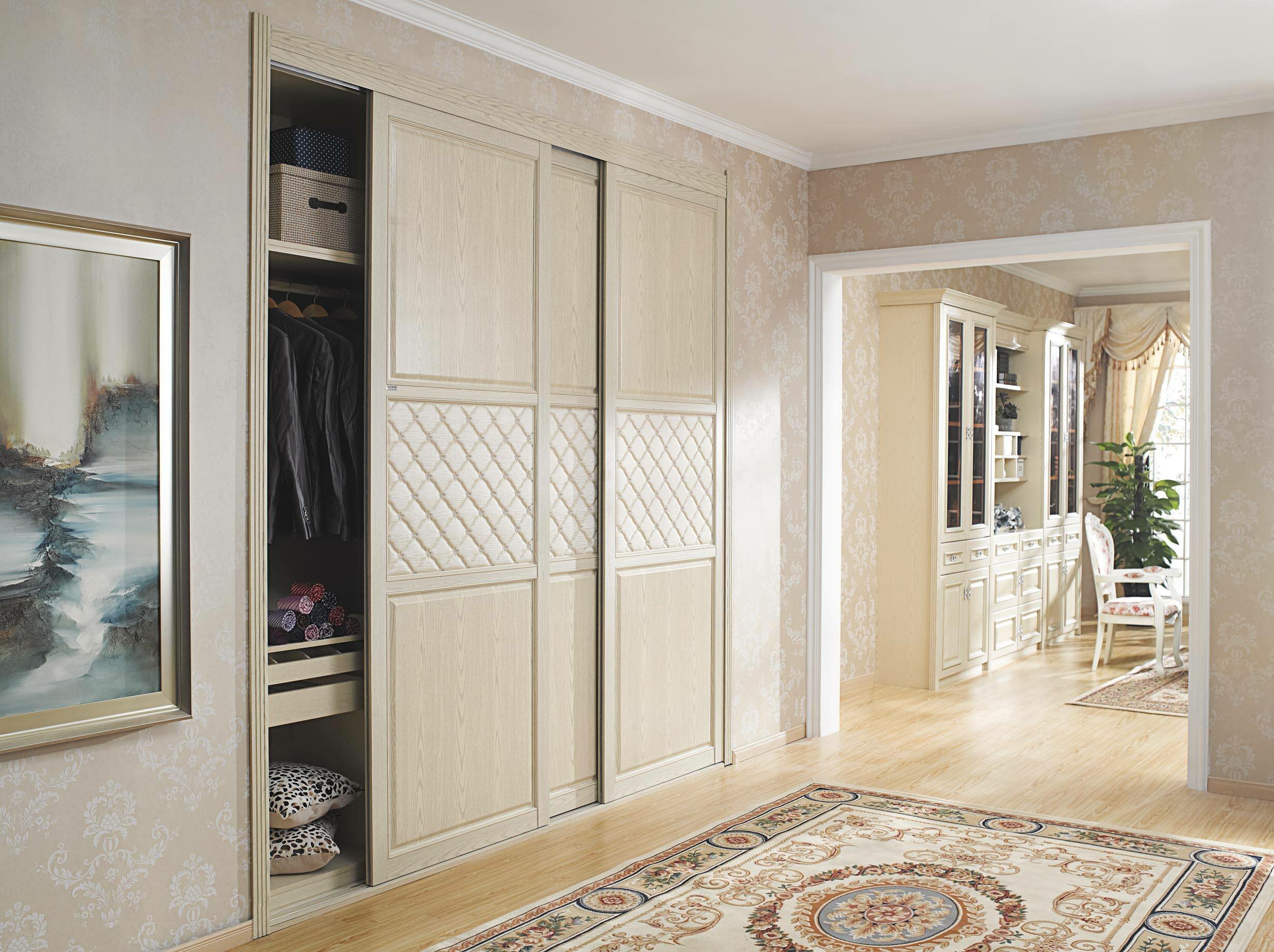 <b>客房定制衣柜</b>